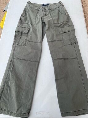 Hollister Olive Green Cargo Pants with Utility Pockets